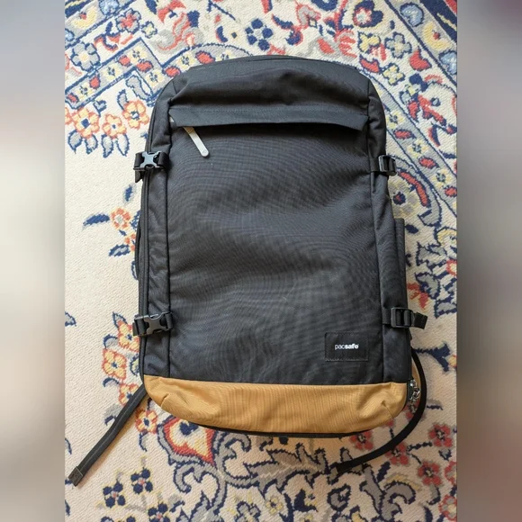 Pacsafe Go Anti-Theft 44L Carryon Backpack - Picture 2 of 12